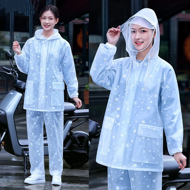 Transparent Raincoat: A Stylish and Practical Choice插图4