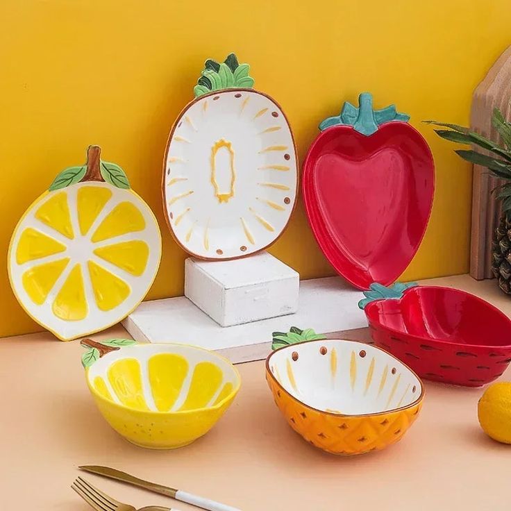 fruit shaped plate